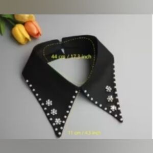 Black Pearl-Studded Detachable Collar - Women Accessories